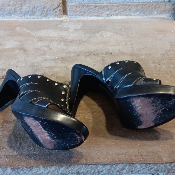 Michael Kors Black Leather Studded Women's Shoes - Picture 3 of 4